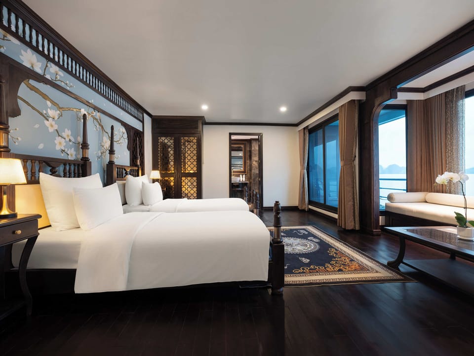 Premium bedding, pillowtop beds, minibar, in-room safe