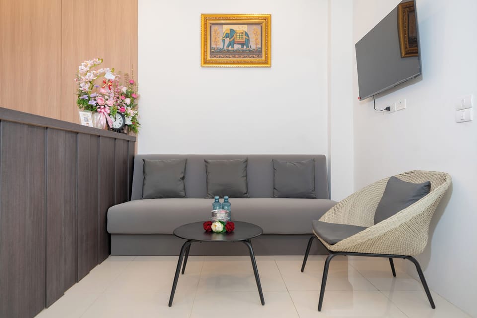 Lobby sitting area