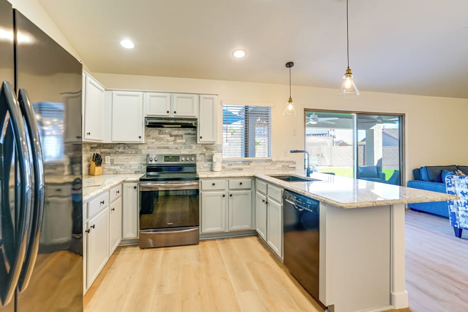 House (4 Bedrooms) | Interior