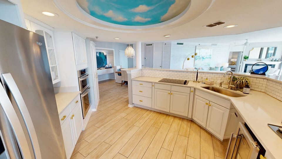 Condo, 3 Bedrooms | Private kitchen | Coffee/tea maker, fridge, oven, toaster