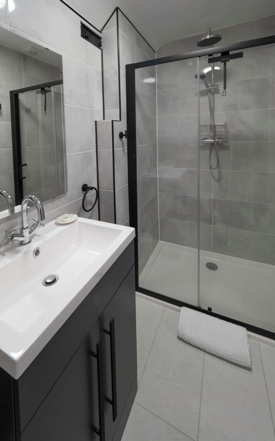Deluxe Double Room, Garden View | Bathroom
