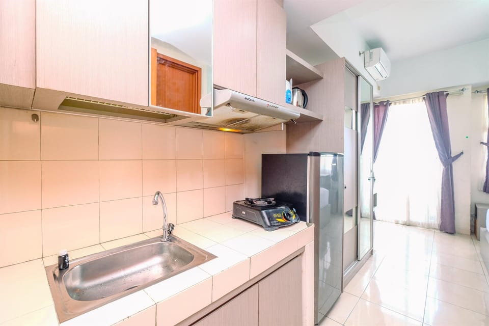 Standard Apartment | Private kitchen | Cookware/dishes/utensils