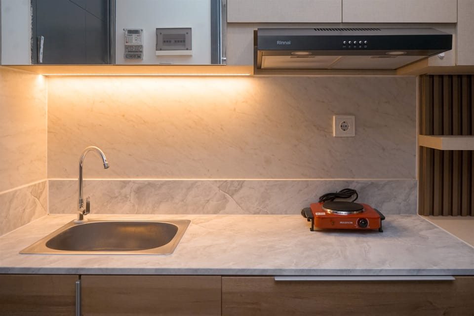 Standard Apartment | Private kitchen | Cookware/dishes/utensils