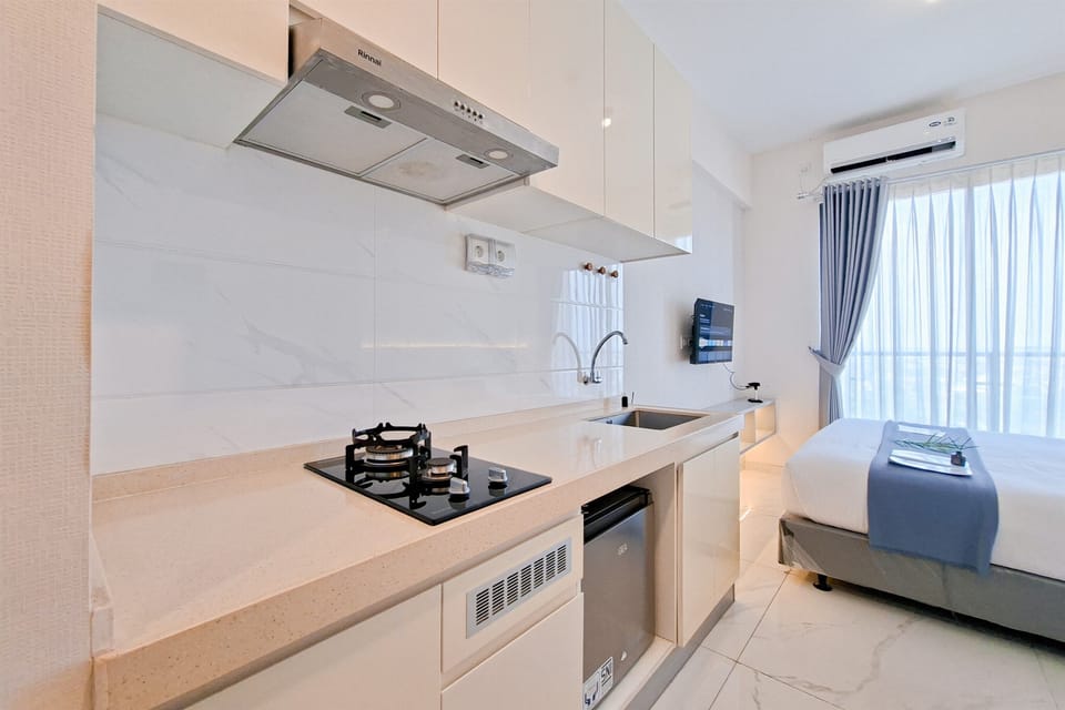 Standard Apartment | Private kitchen | Cookware/dishes/utensils