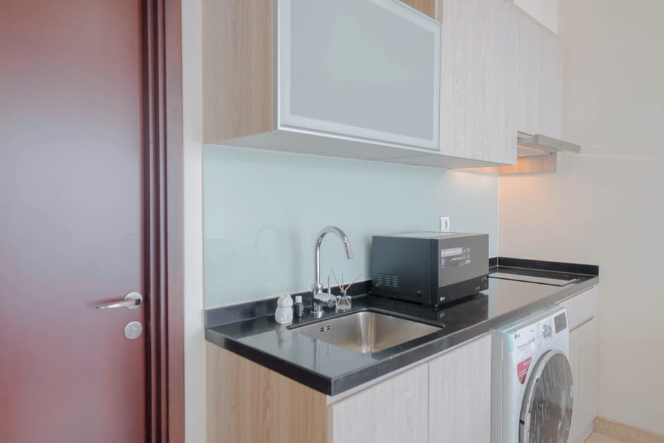 Standard Apartment | Private kitchen | Cookware/dishes/utensils