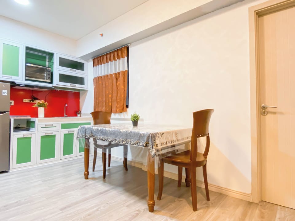Standard Apartment | Private kitchen | Cookware/dishes/utensils