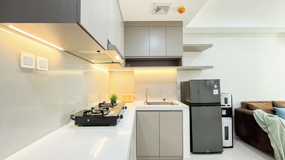 Standard Apartment | Private kitchen | Cookware/dishes/utensils