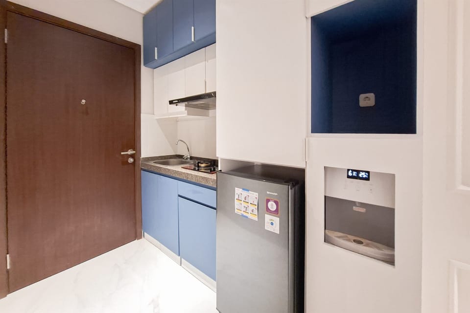 Standard Apartment | Private kitchen | Cookware/dishes/utensils