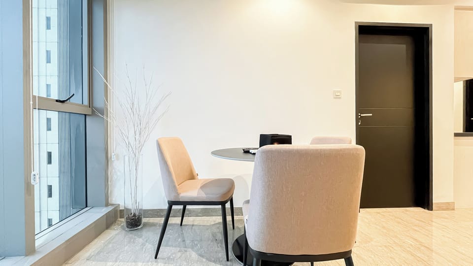 Standard Apartment | In-room dining