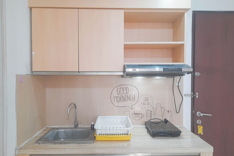 Apartment | Private kitchen | Fridge, stovetop, cookware/dishes/utensils