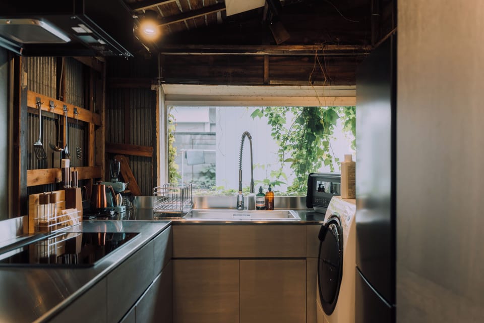 Room | Private kitchen | Stovetop, electric kettle, toaster, cleaning supplies