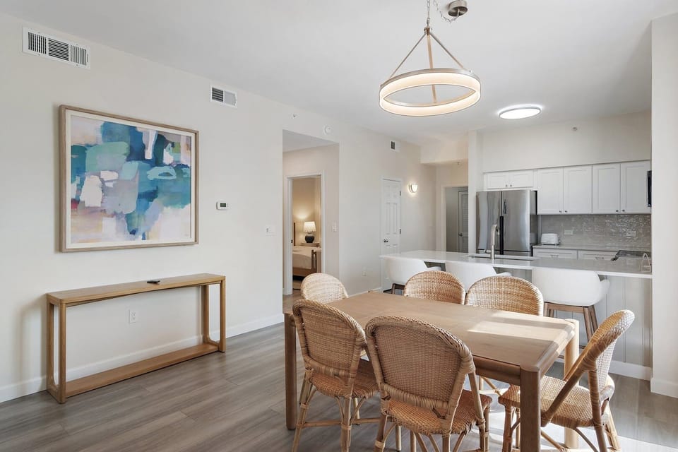 Condo, 3 Bedrooms | Dining