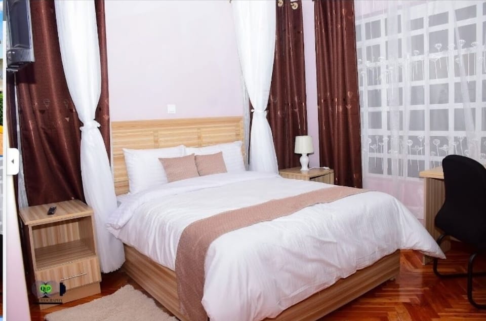 Standard Single Room, Garden View | Individually decorated, individually furnished, free WiFi, bed sheets