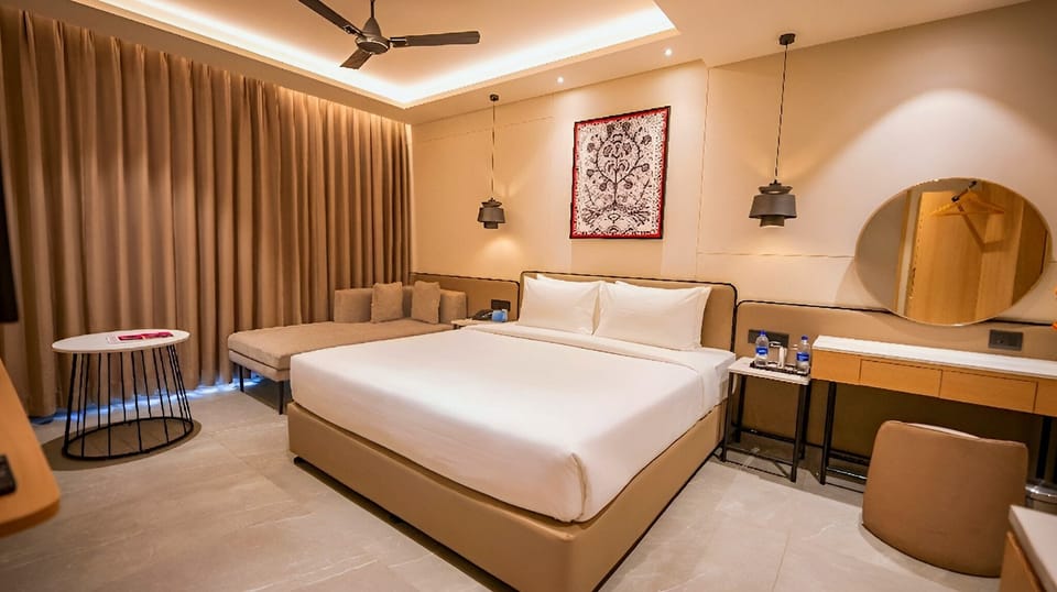 Tropical Suite | In-room safe, soundproofing, free WiFi