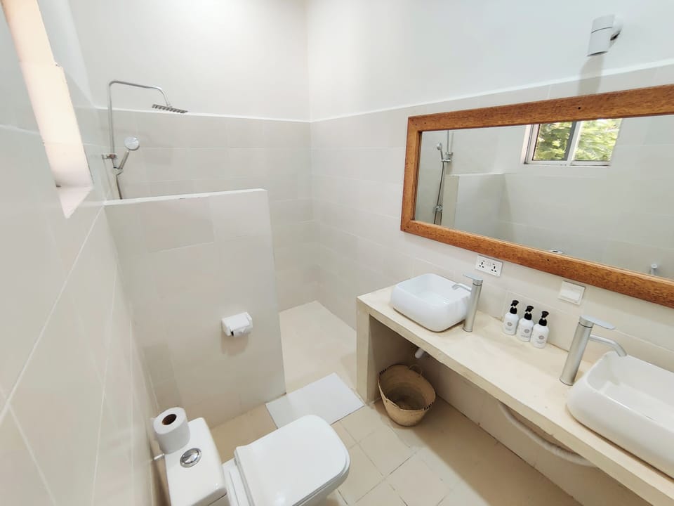 Comfort Double Room, Balcony, Pool View | Bathroom | Shower, towels, soap, shampoo