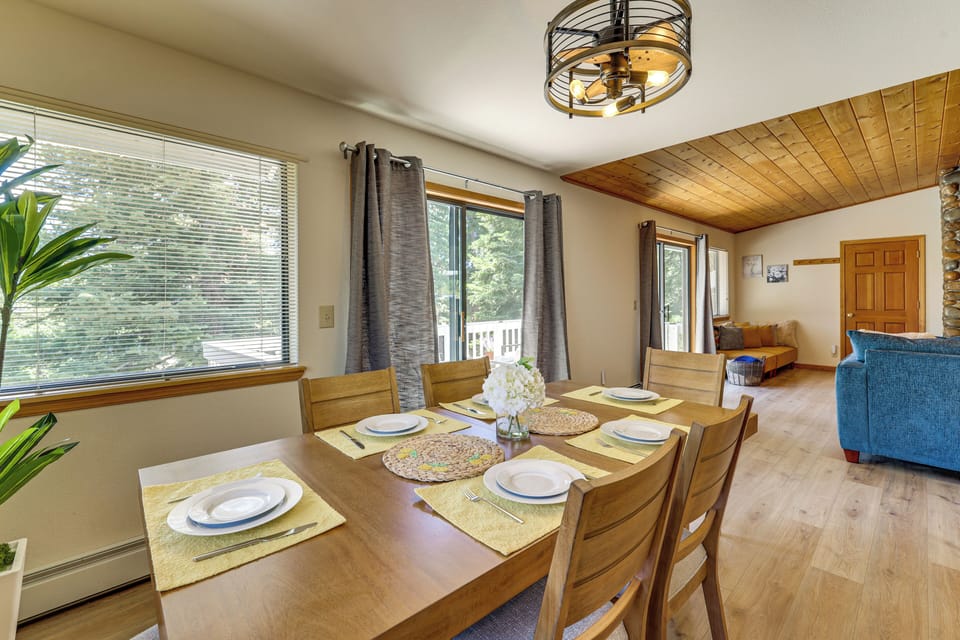 House (3 Bedrooms) | Interior