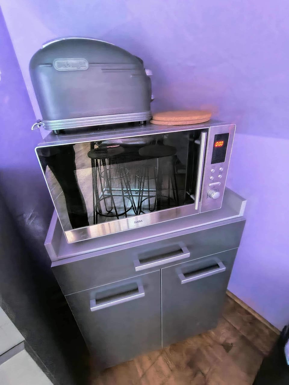 Family Suite, Multiple Beds, Non Smoking, Valley View | Private kitchen | Electric kettle, highchair
