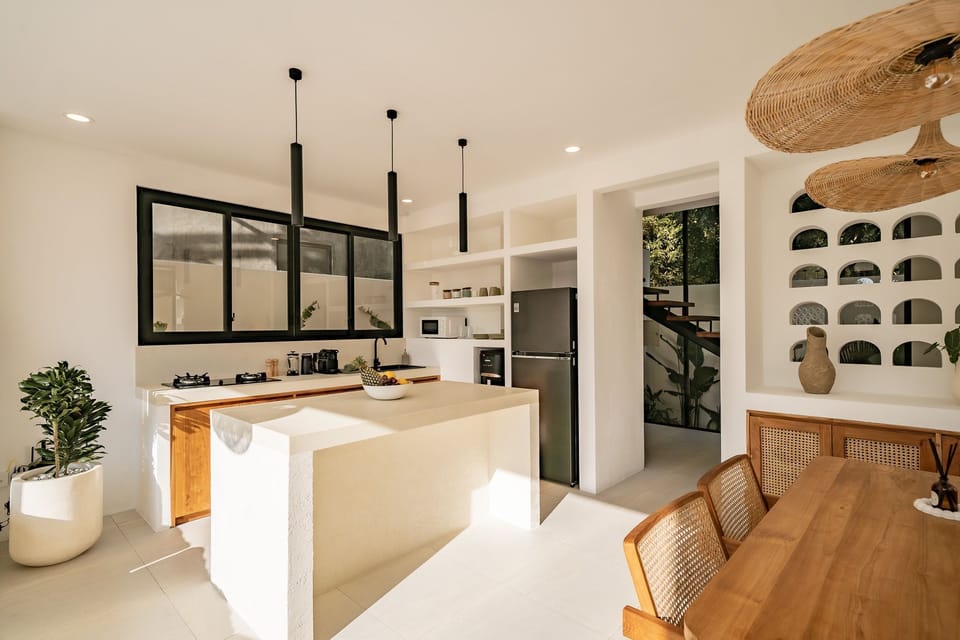 Deluxe Villa, 1 King Bed, Pool View | Private kitchen | Fridge, microwave, stovetop, coffee/tea maker