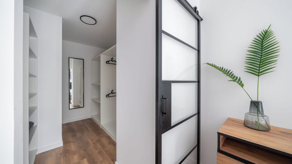 Apartment (60) | Wardrobe