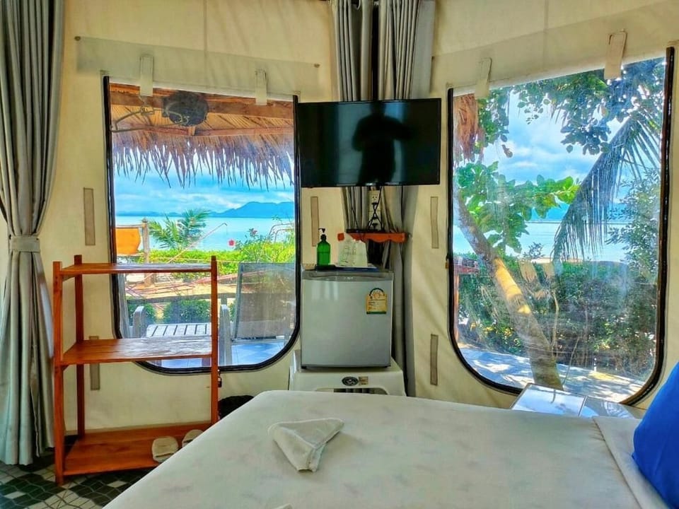 Tent | WiFi (free)