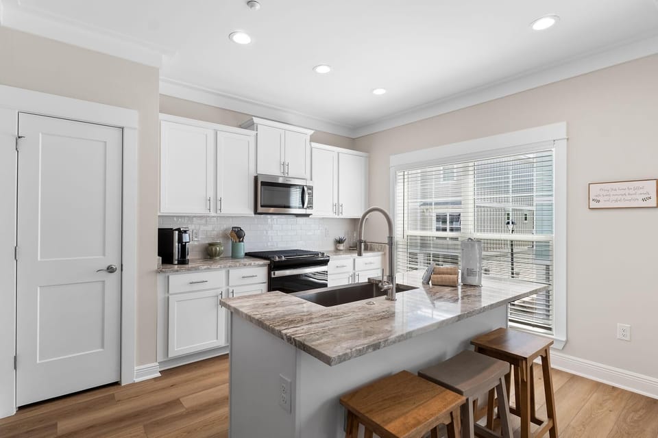 House, Multiple Beds (Living Waters at Summer Salt) | Private kitchen | Oven, toaster, paper towels