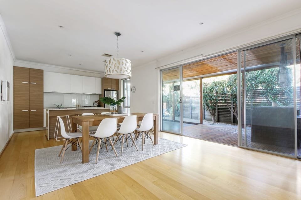 Apartment | Dining