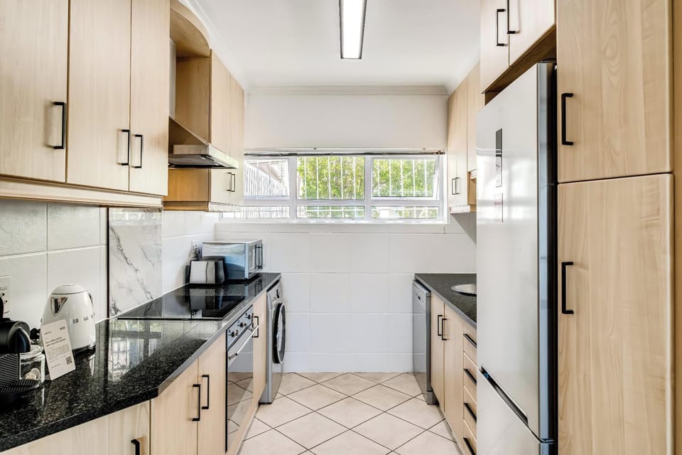 Apartment | 2 bedrooms, desk, Internet