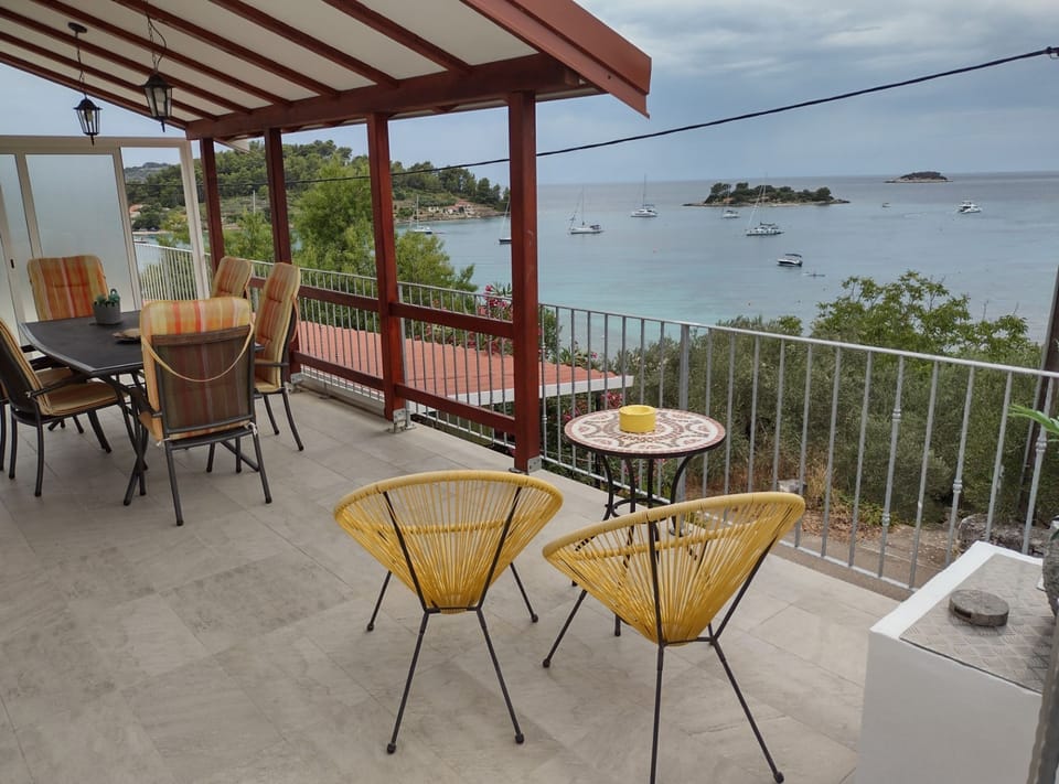 Apartment (Two Bedroom Apartment With Terrace An) | Balcony