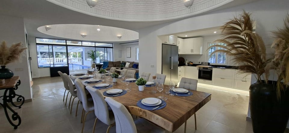 House | 7 bedrooms