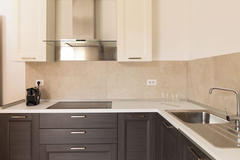 Apartment, 3 Bedrooms, Garden Area | Private kitchen | Fridge, microwave, oven, stovetop