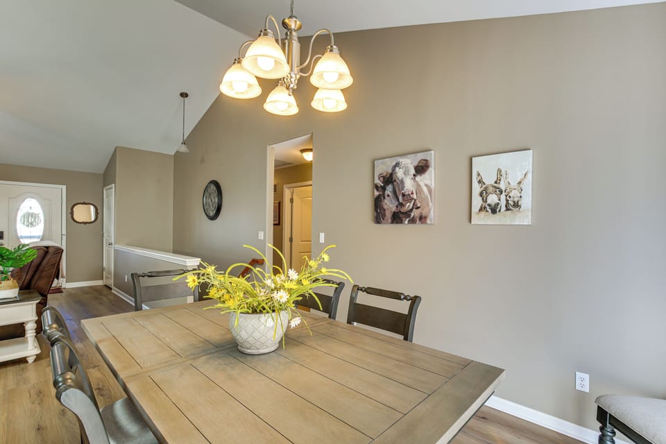 House (3 Bedrooms) | Interior