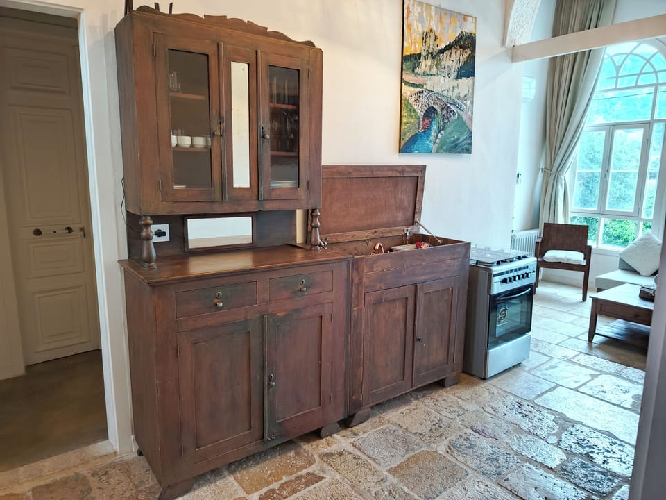 House, 4 Bedrooms, Kitchen, Mountain View | Private kitchen | Full-size fridge, microwave, oven, stovetop