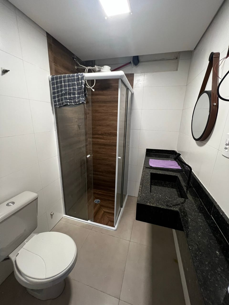 Studio | Bathroom