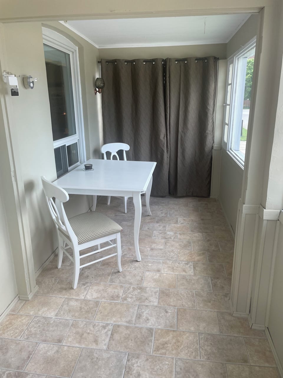 Deluxe House, Patio | Living area | Flat-screen TV