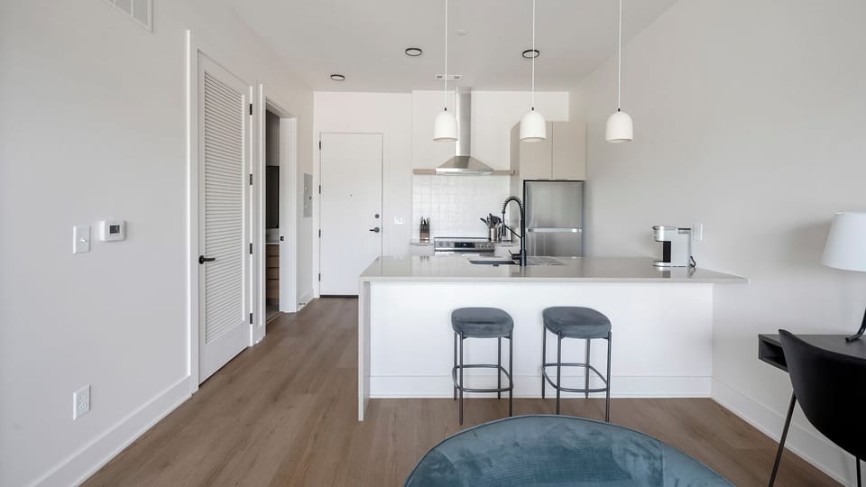 Apartment (1 Bedroom) | Private kitchen | Fridge, coffee/tea maker