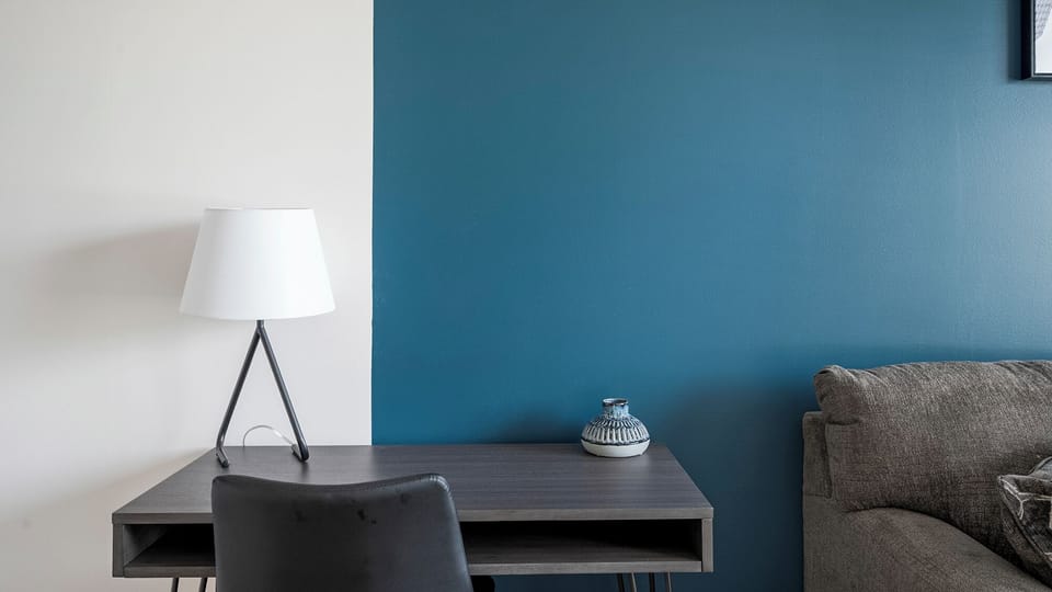 Apartment (1 Bedroom) | Living area | 50-inch TV with digital channels