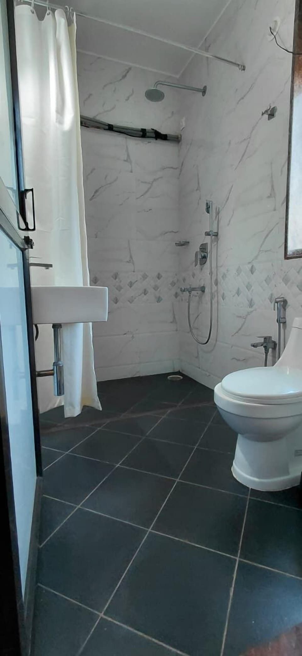 Double or Twin Room | Bathroom