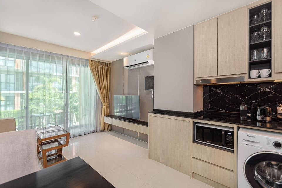 Standard Apartment, Balcony, Pool View | In-room safe, WiFi (free)