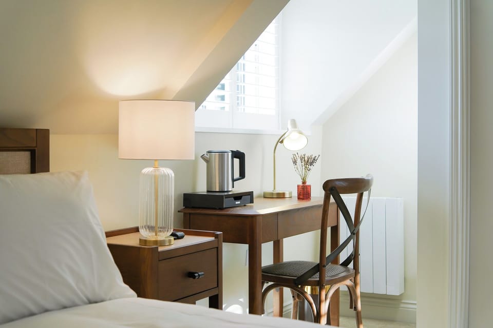 Cozy Double room | In-room safe, WiFi (free), bed sheets