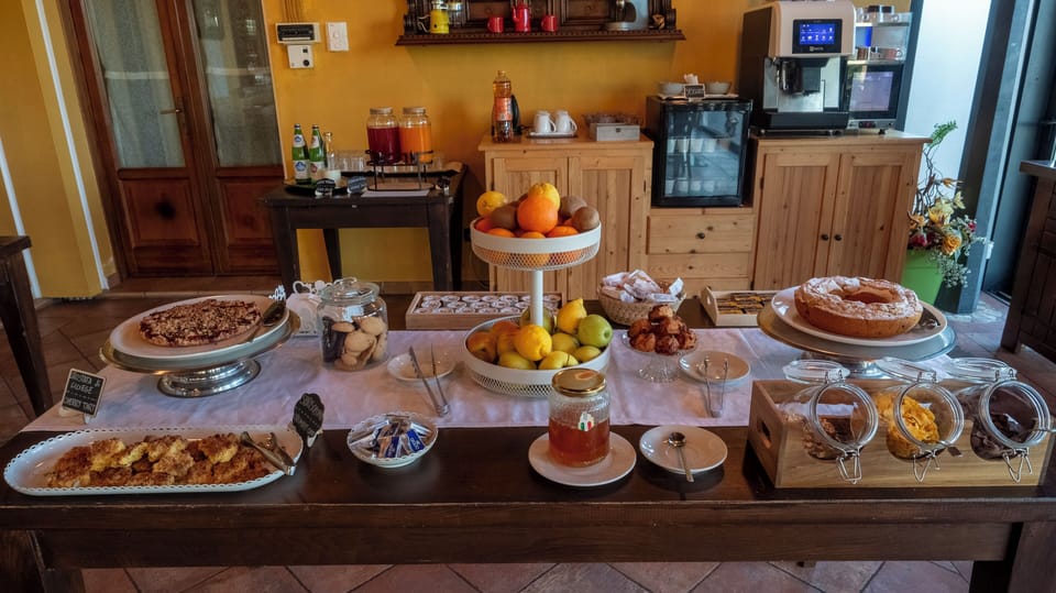 Daily buffet breakfast for a fee