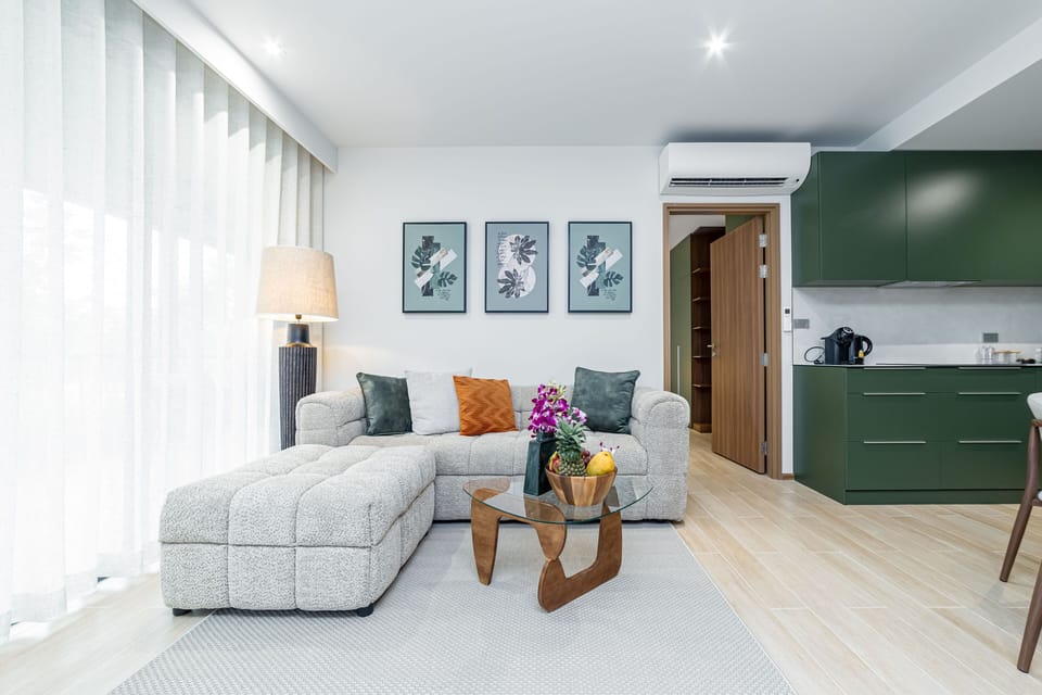 Apartment, 2 Bedrooms, Kitchen | Living area