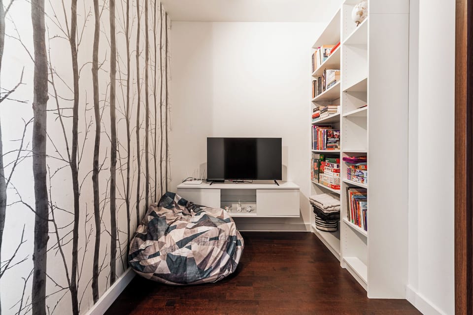 Apartment, Courtyard View | Living area