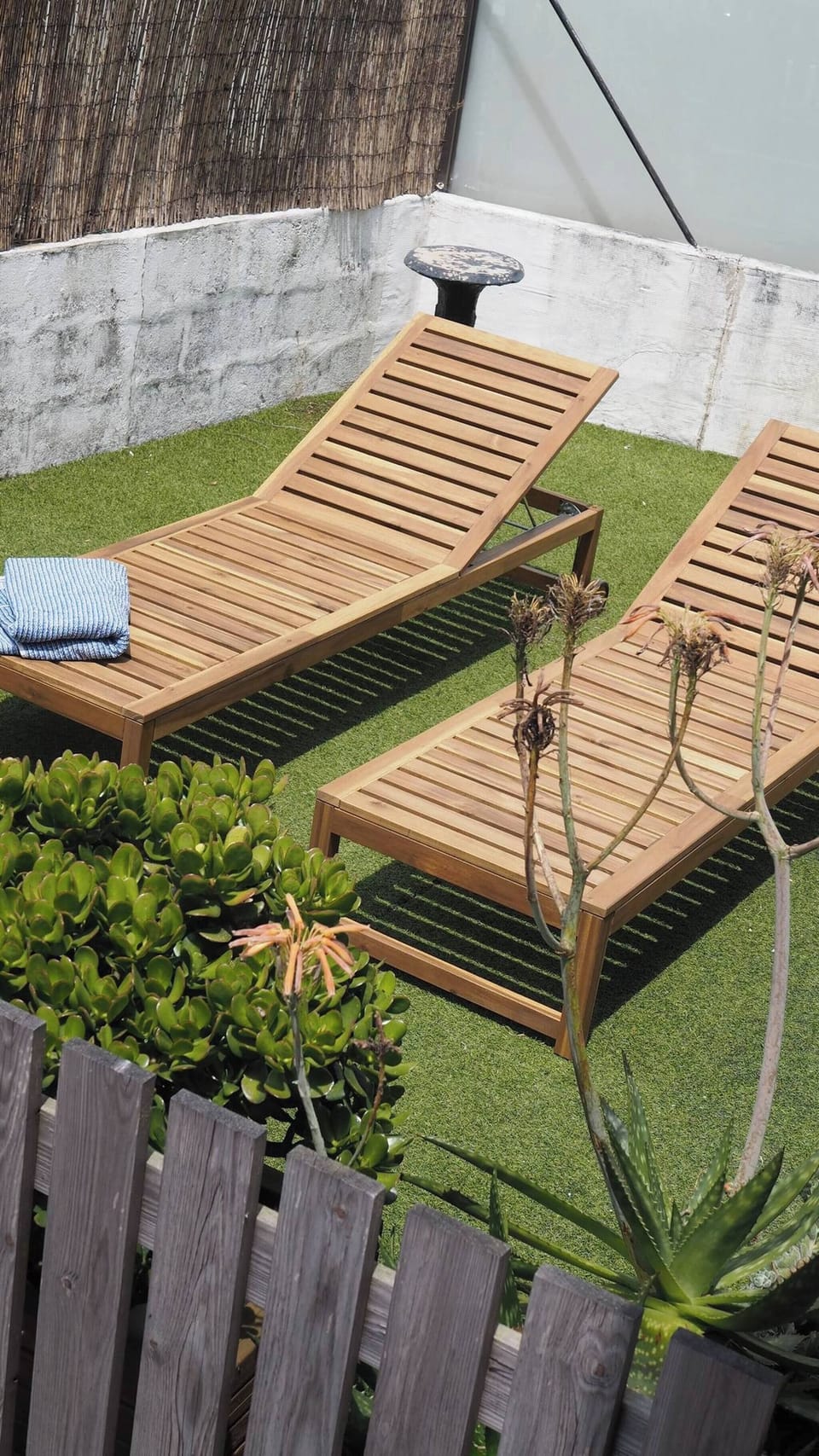 House, 5 Bedrooms, Balcony | Property grounds