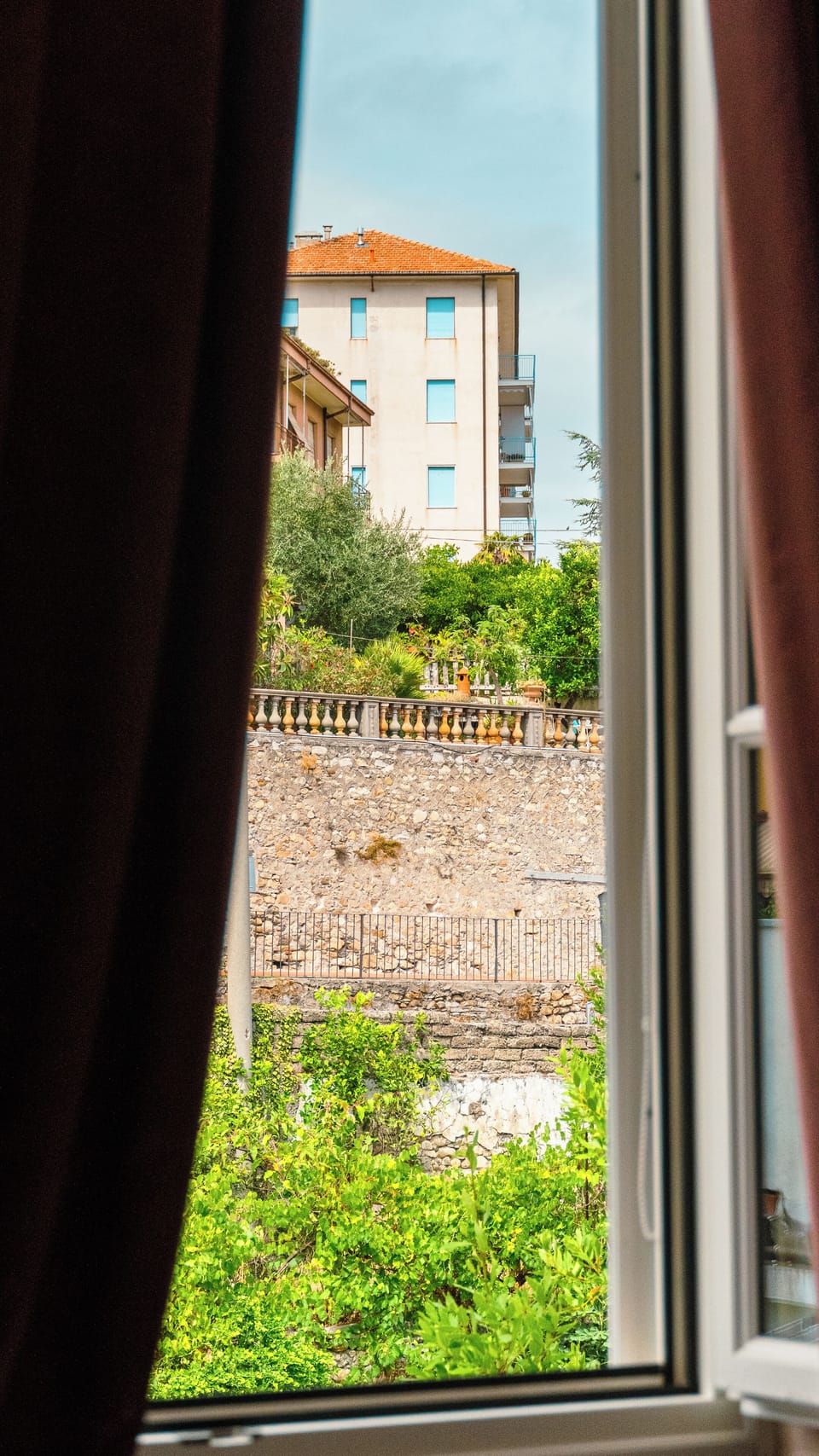 Standard Room, Garden View | In-room safe, WiFi (free)