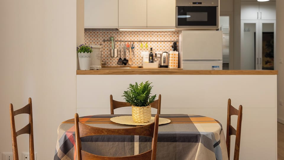 Apartment | Dining room