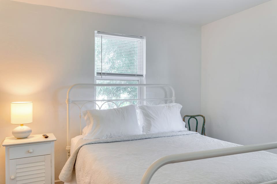 Apartment (0 Bedroom) | Interior