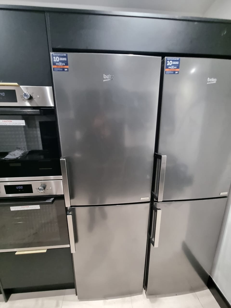 Mini-fridge, microwave, oven, stovetop