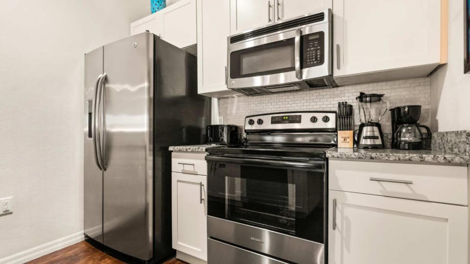 House | 3 bedrooms, high-speed internet