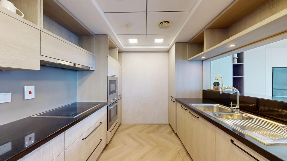 Premium Apartment, 2 Bedrooms, City View | Private kitchen | Fridge, microwave, oven, stovetop