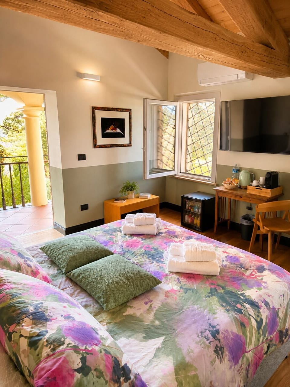 Double Room, Balcony, Garden View | WiFi (free)